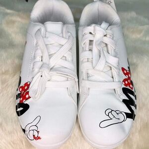 Adorable Disney Minnie Mouse Casual Sneakers Kids/Girls Size 2 EUC OBO